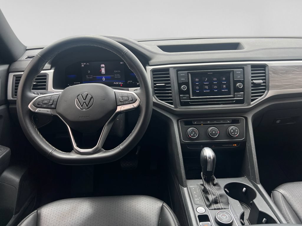 Used 2023 Volkswagen Atlas Cross Sport SE AWD/4WD image 24