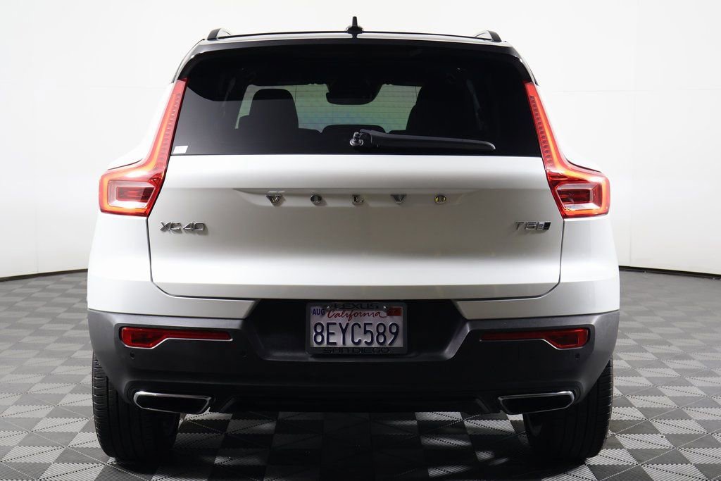 Used 2019 Volvo XC40 T5 R-Design image 5