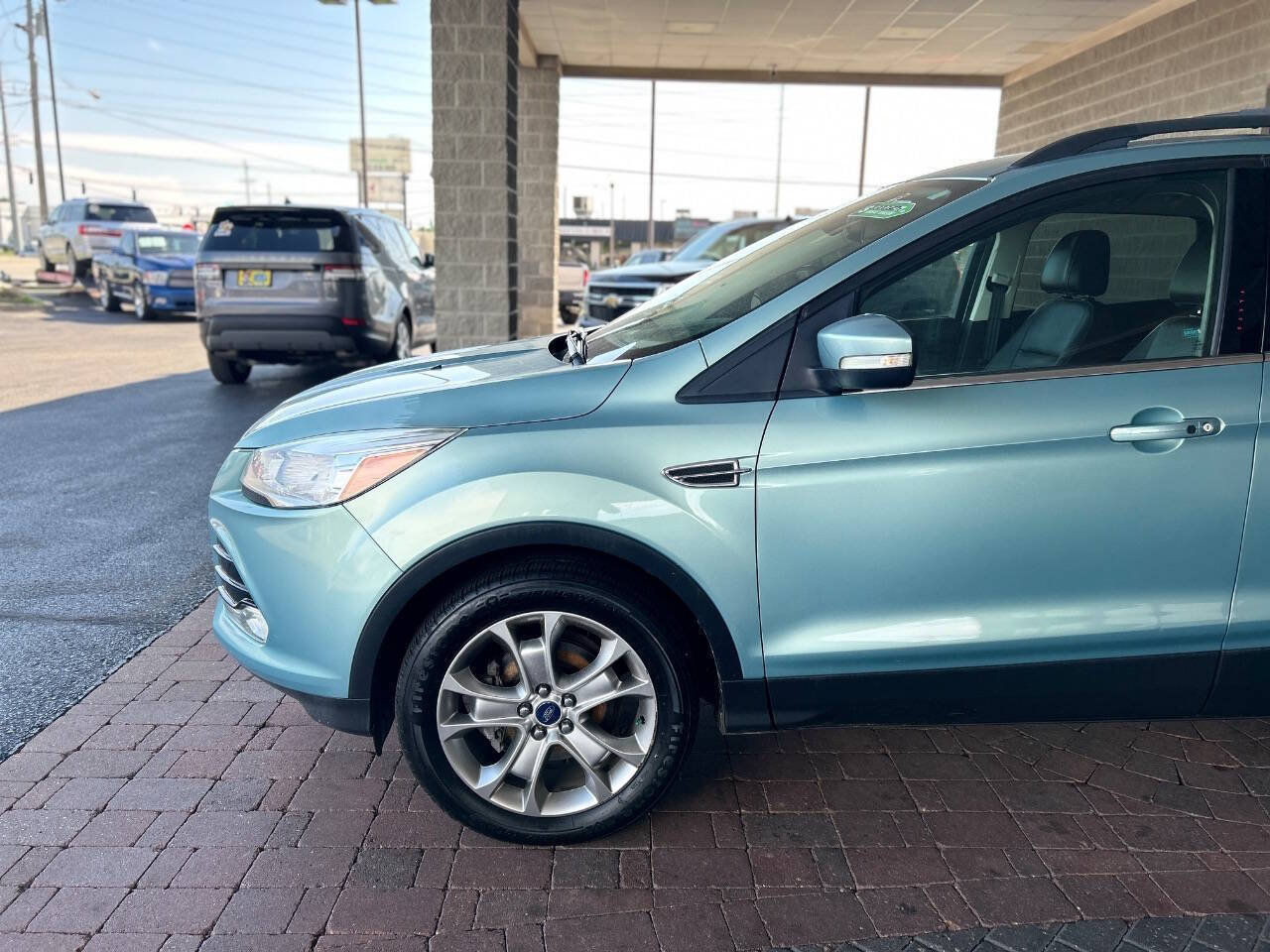 Used 2013 Ford Escape SEL FWD image 5