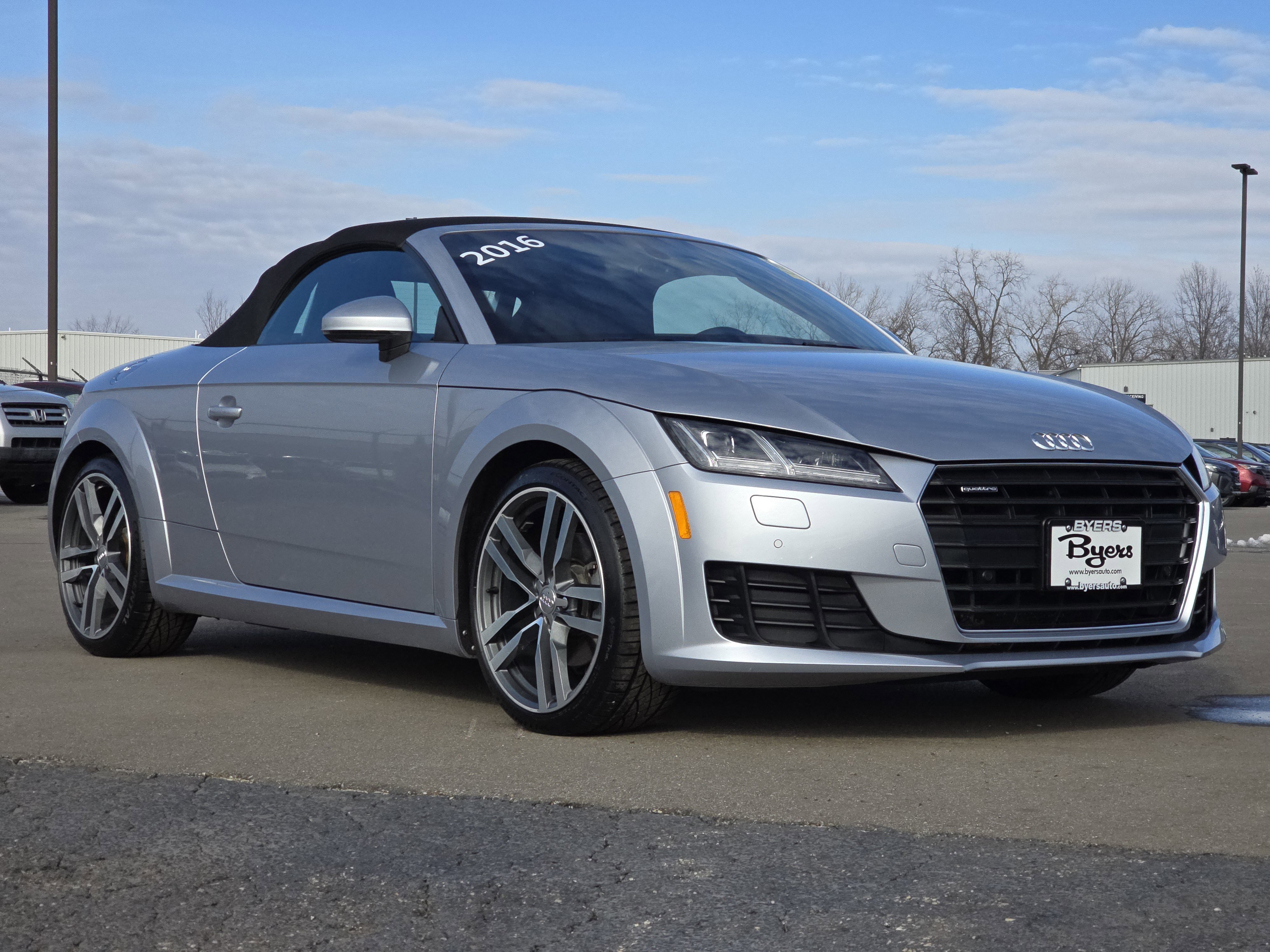 Used 2016 Audi TT 2.0T w/ Technology Package image 26