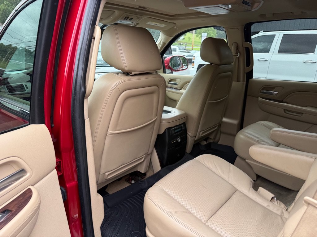 Used 2013 Cadillac Escalade Premium AWD/4WD image 59