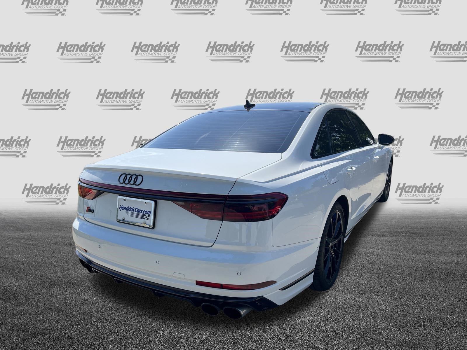 Used 2022 Audi S8 w/ S8 Comfort Plus Package AWD/4WD image 11