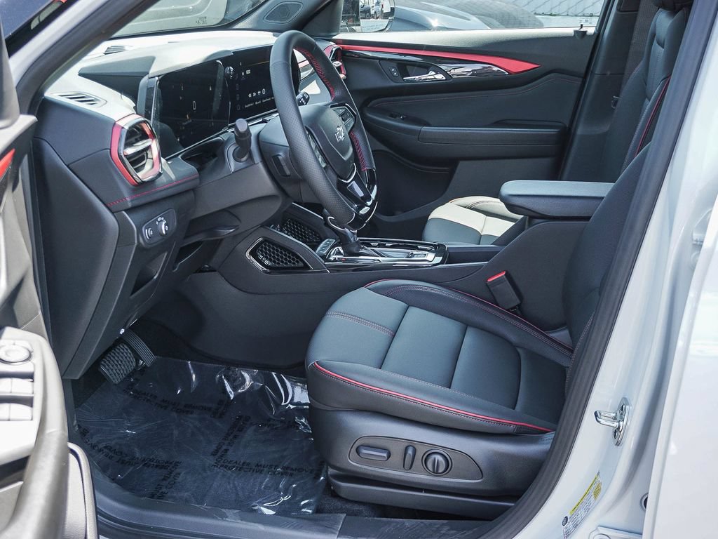 New 2026 Chevrolet TrailBlazer RS w/ Driver Confidence Package FWD image 17