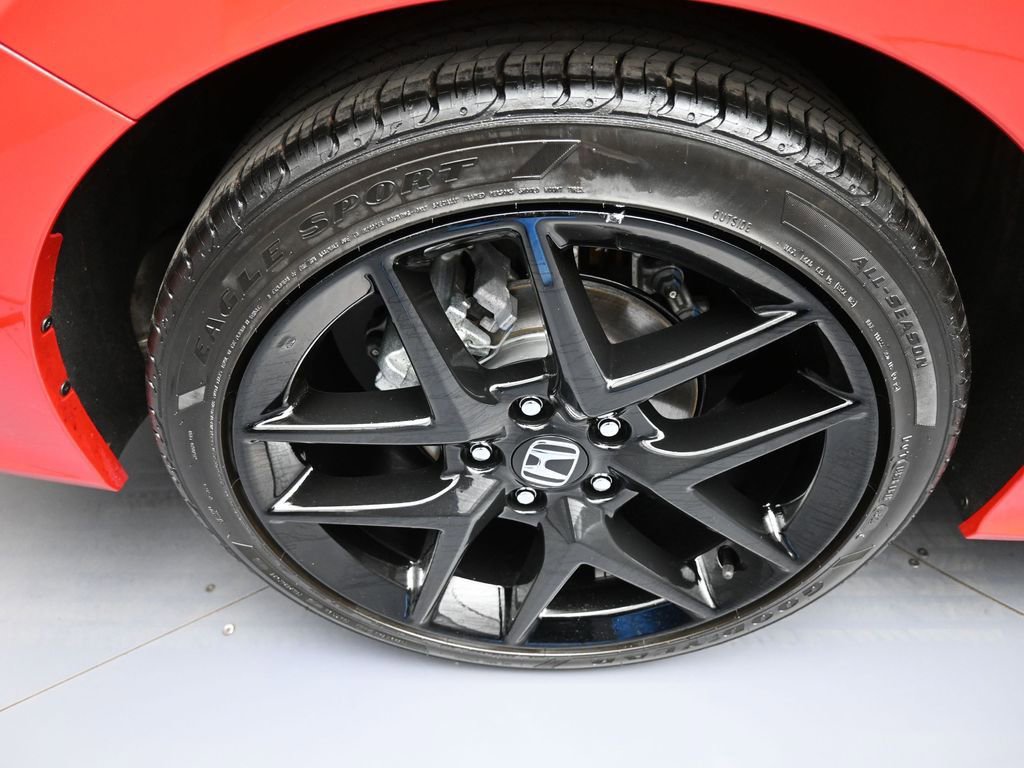 Certified 2025 Honda Civic Sport image 12