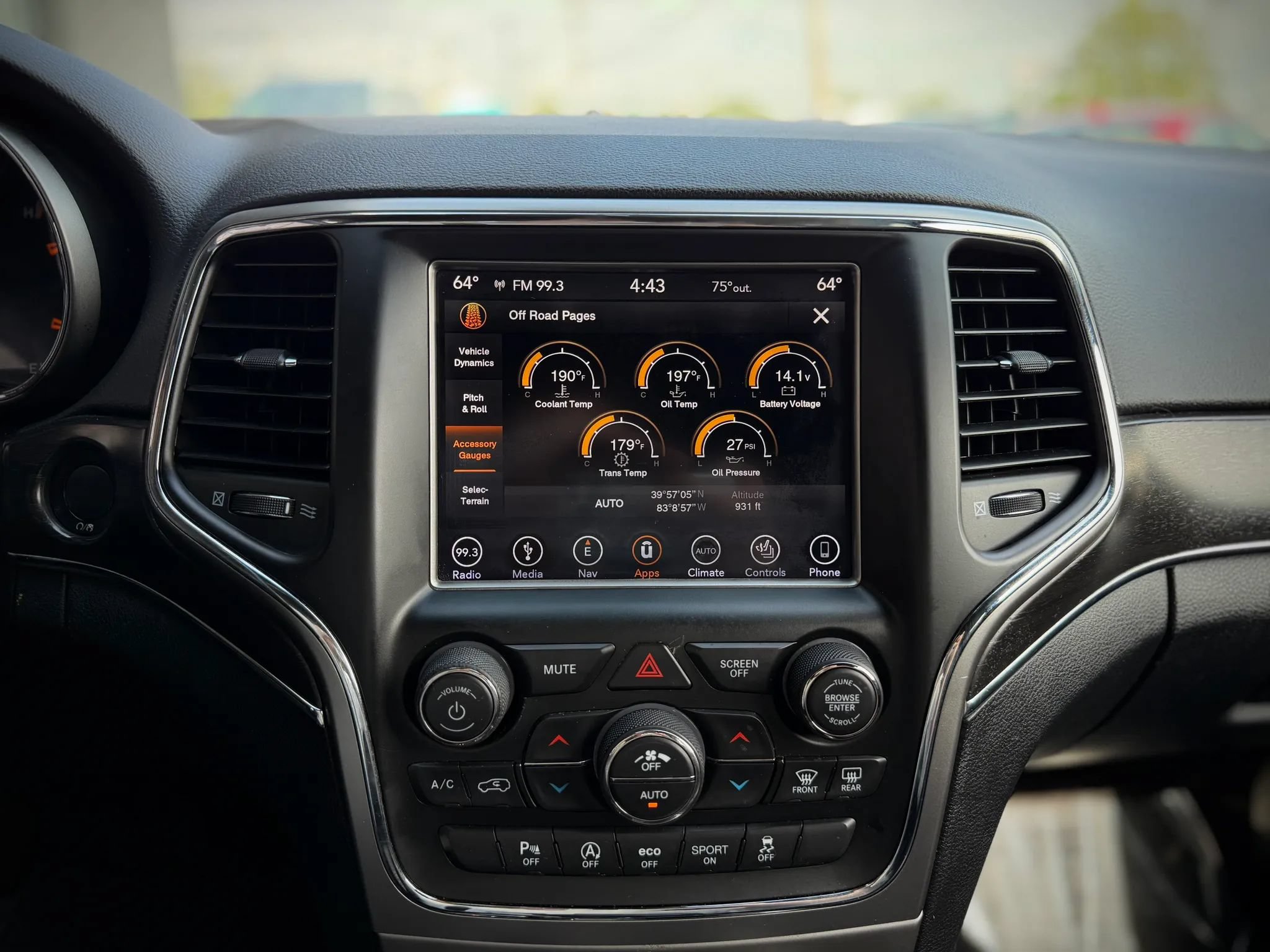 Used 2018 Jeep Grand Cherokee Limited AWD/4WD image 17