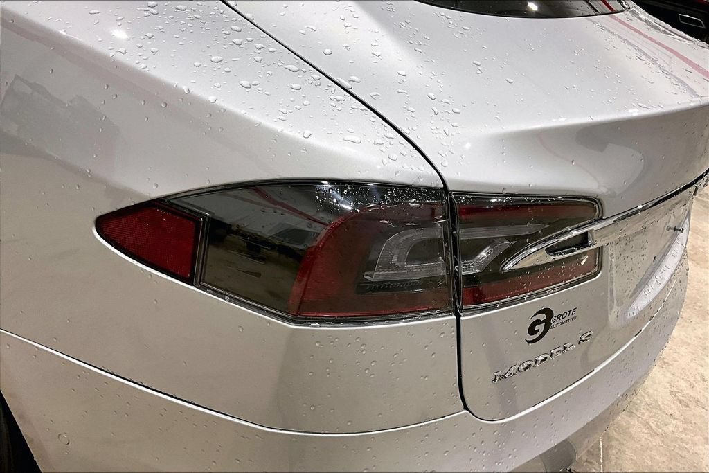 Used 2017 Tesla Model S 100D AWD/4WD image 29