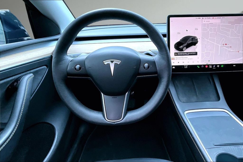 Used 2022 Tesla Model Y Long Range AWD/4WD image 9