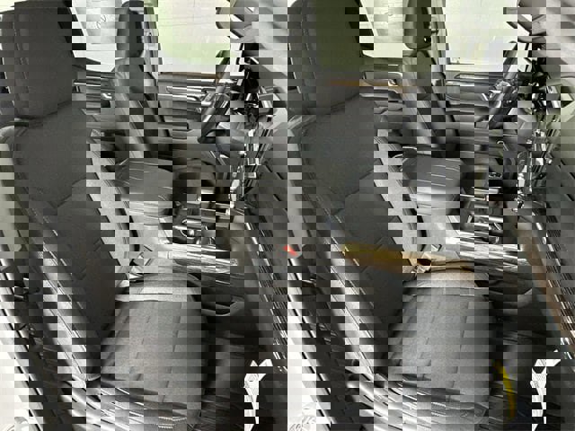 New 2025 GMC Sierra 1500 Elevation image 28