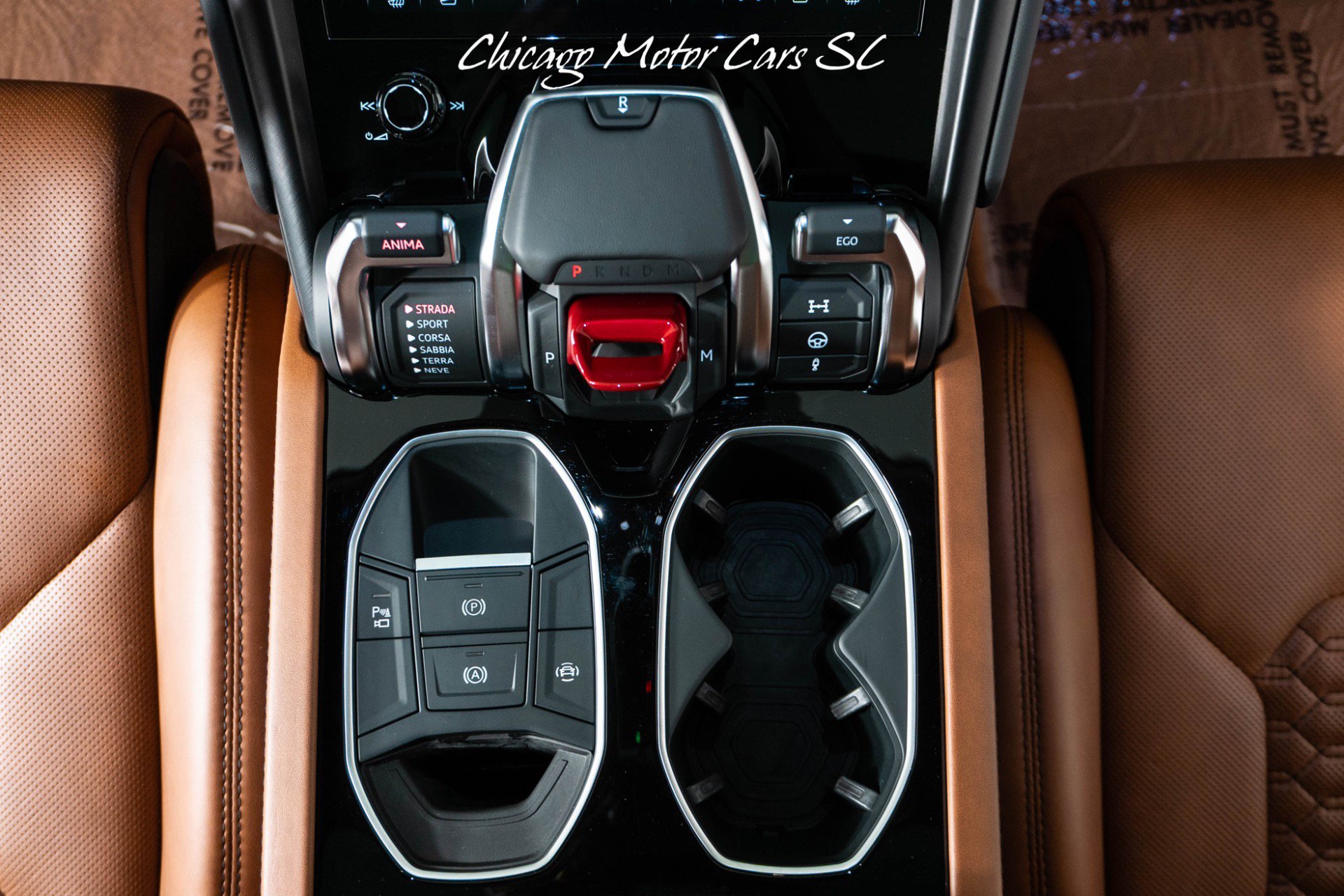 Used 2021 Lamborghini Urus AWD/4WD image 27