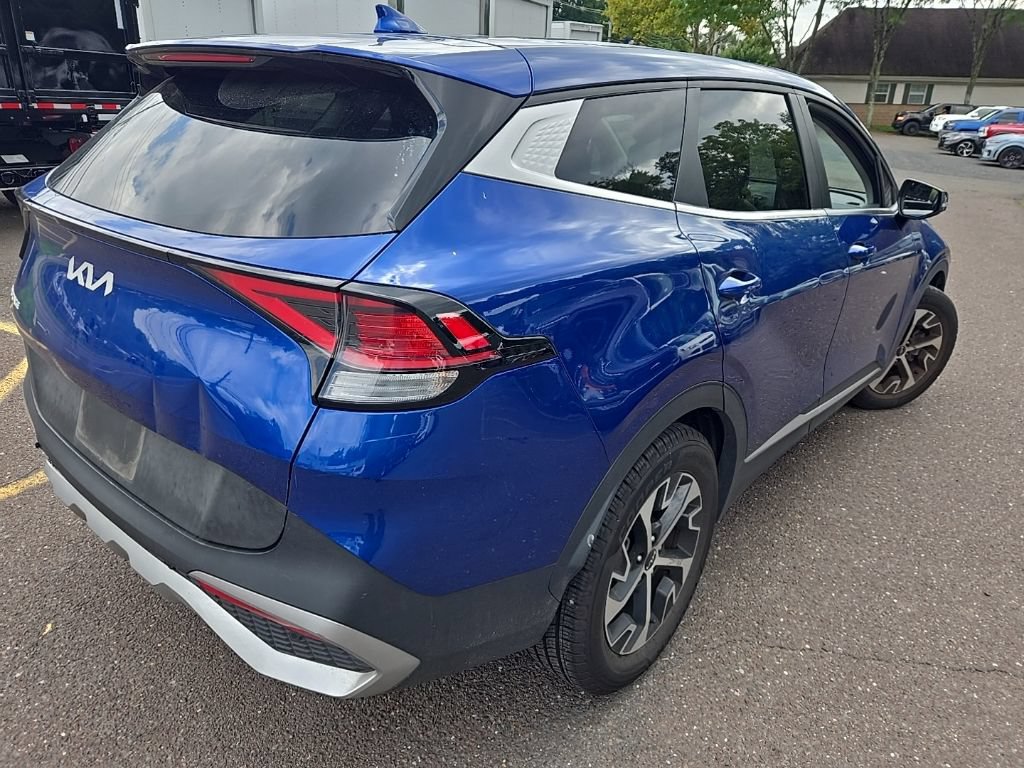 Used 2023 Kia Sportage EX FWD image 4