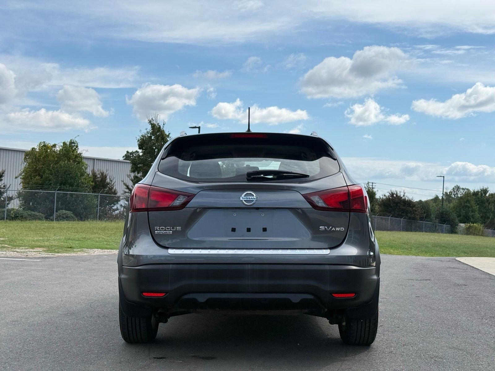 Used 2018 Nissan Rogue Sport SV image 7