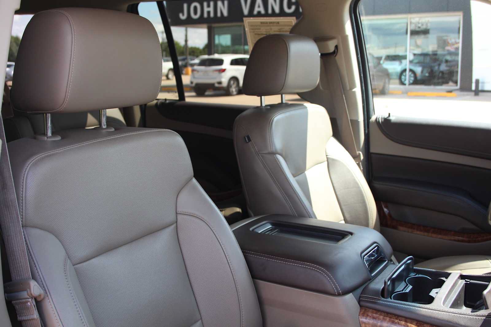 Used 2015 Chevrolet Suburban LTZ AWD/4WD image 17