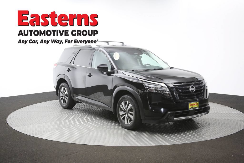 Used 2023 Nissan Pathfinder SL w/ Lighting Package (N92) AWD/4WD image 50