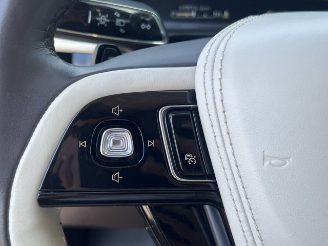 Used 2023 Lincoln Aviator Black Label w/ Dynamic Handling Package AWD/4WD image 28
