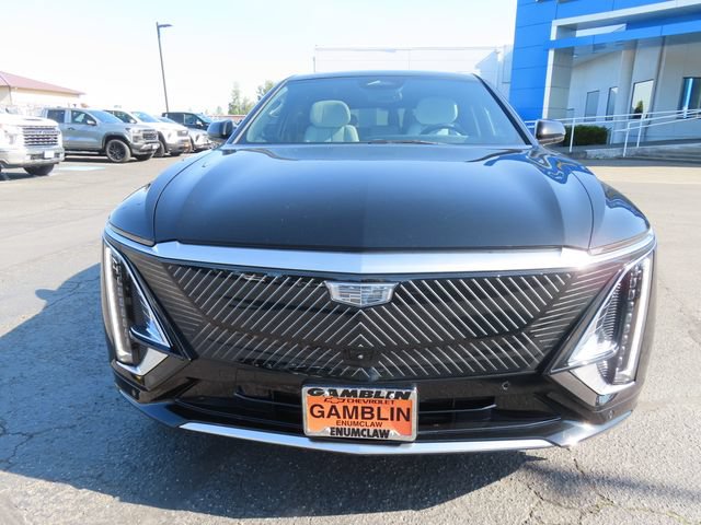 Used 2024 Cadillac Lyriq Luxury RWD image 2