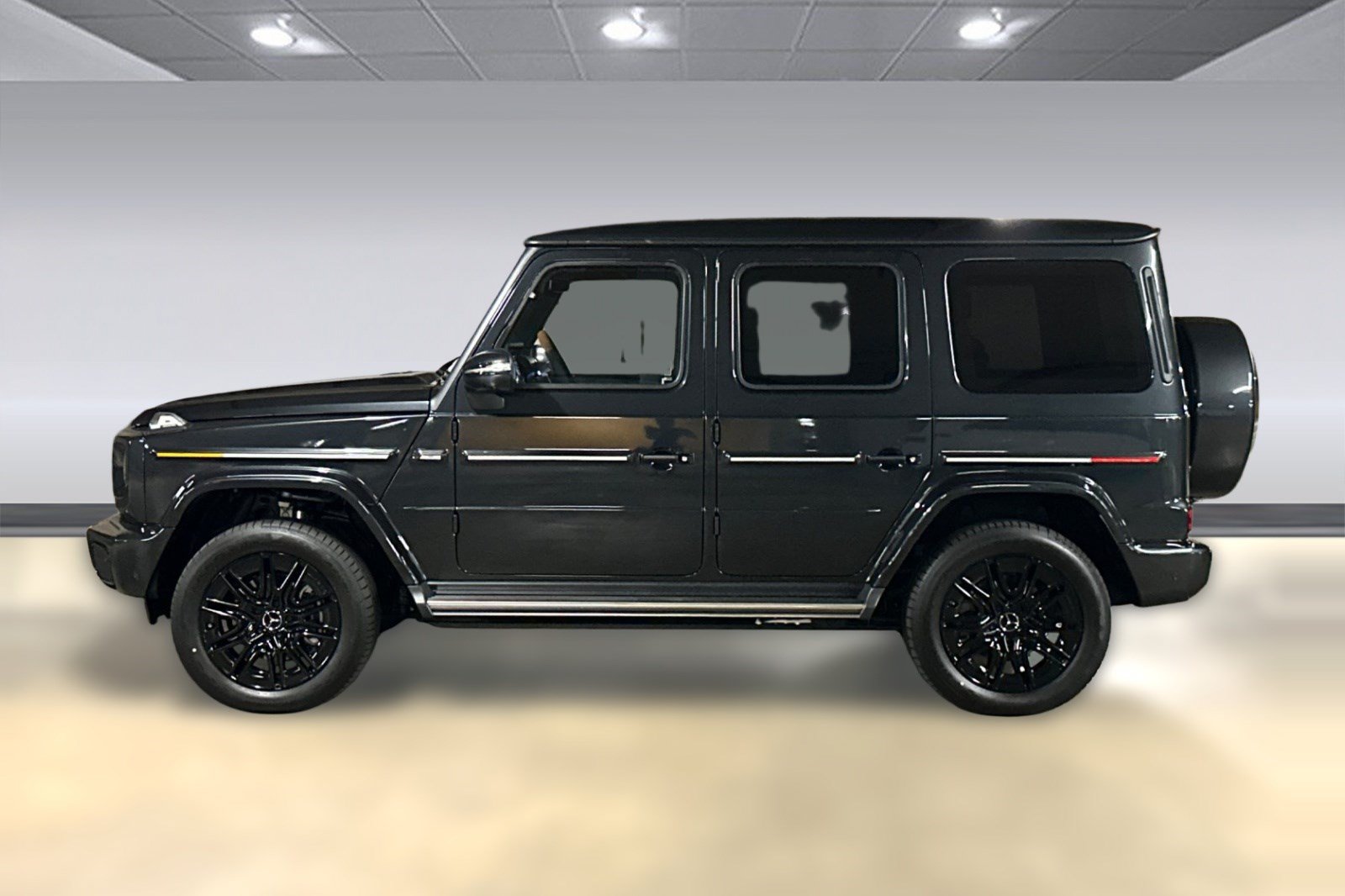 New 2026 Mercedes-Benz G 580 w/ EQ Technology image 2