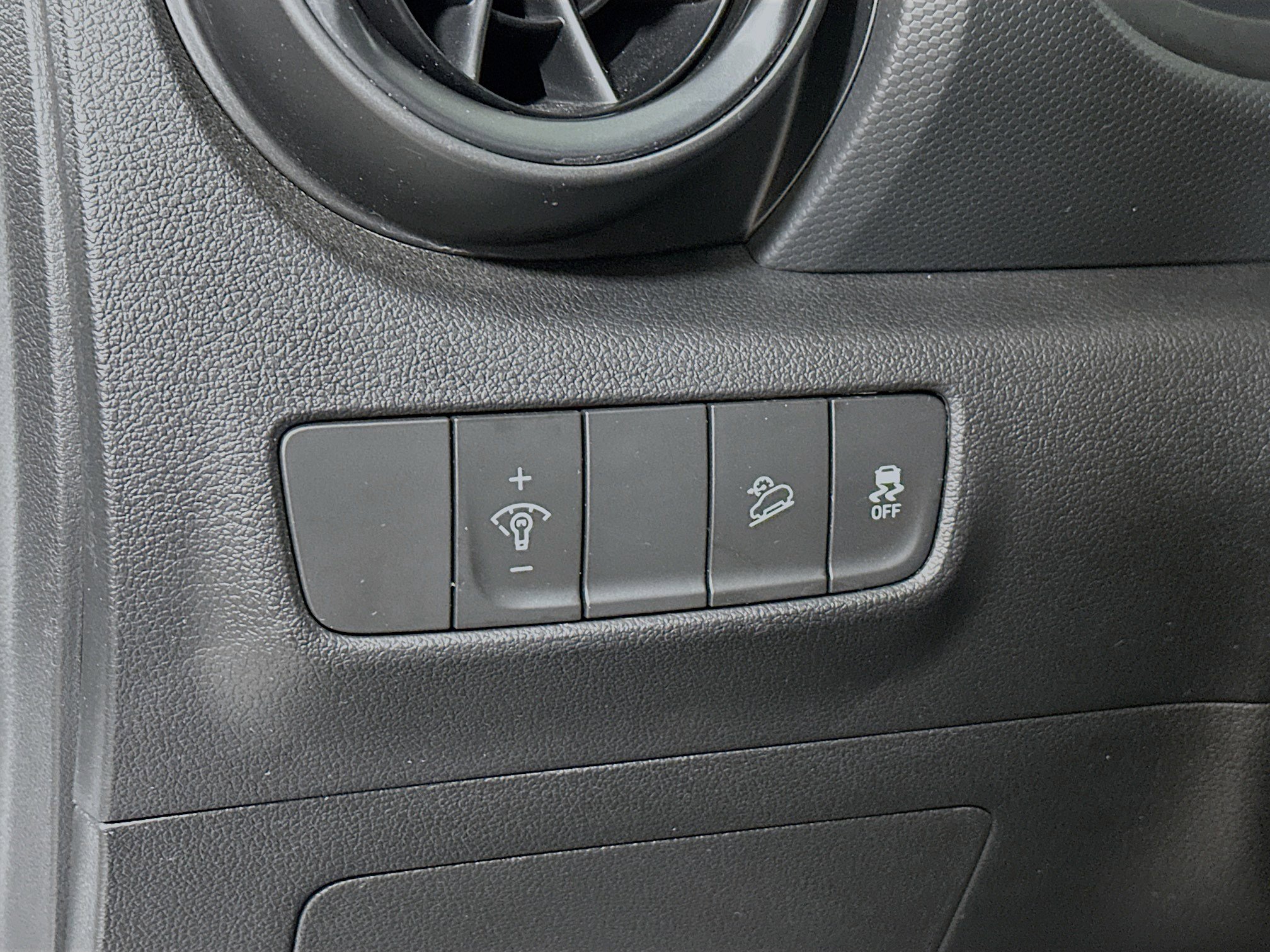 Used 2023 Hyundai Kona N Line image 10