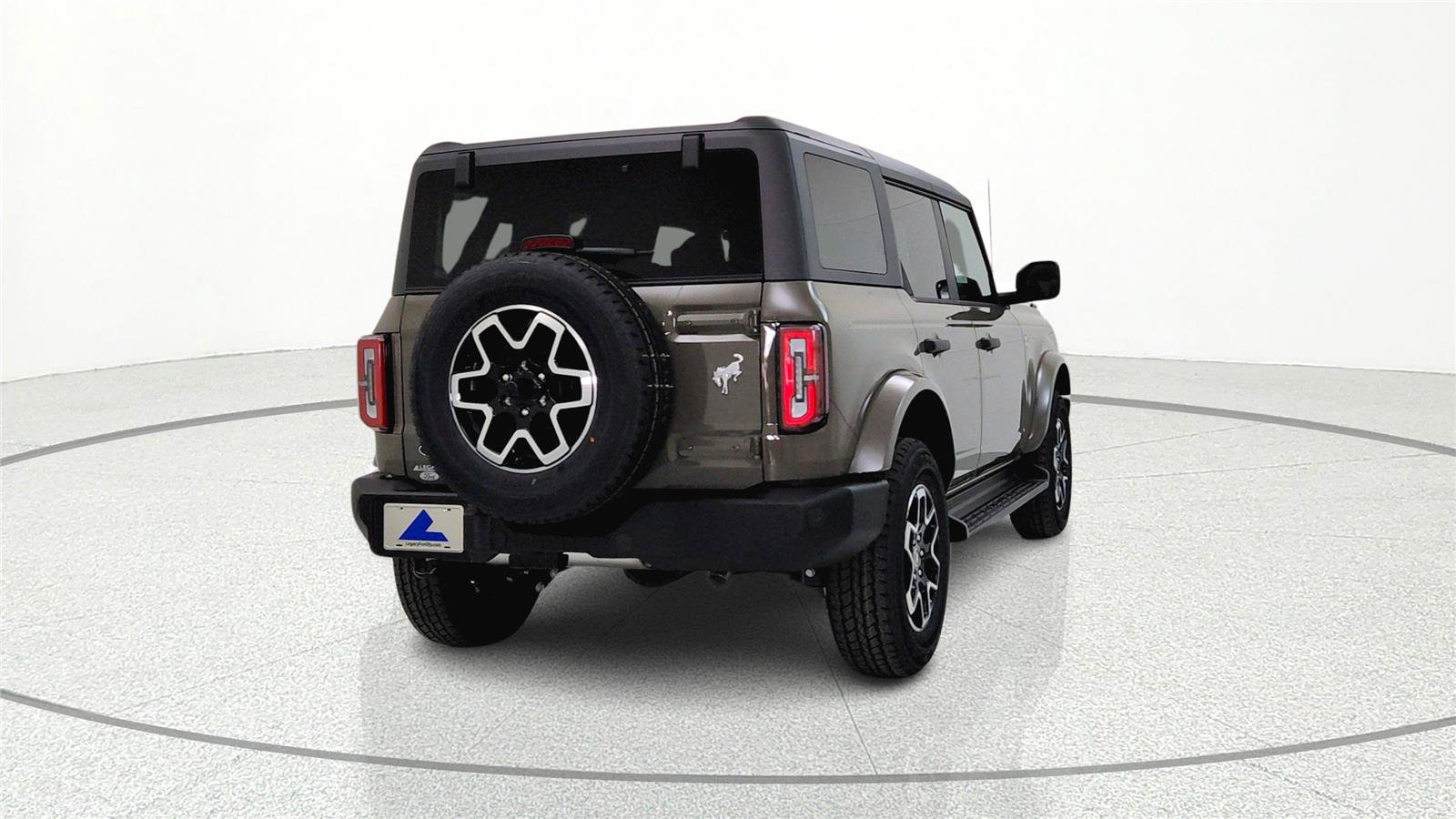 New 2026 Ford Bronco Outer Banks image 6