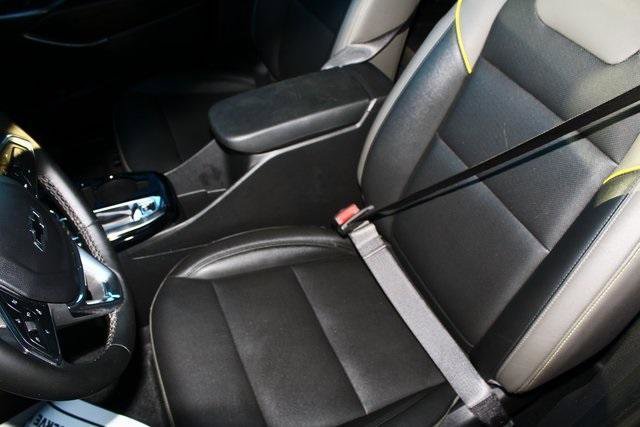 Used 2025 Chevrolet Trax ACTIV w/ Driver Confidence Package image 5