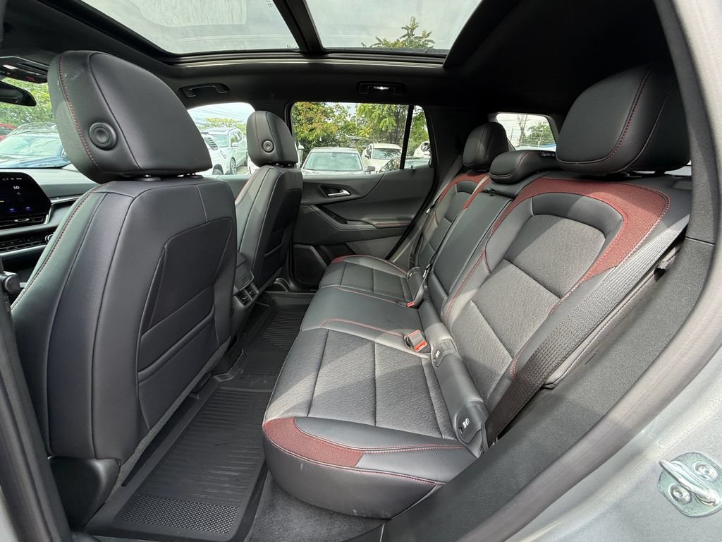 New 2027 Chevrolet Equinox RS FWD image 25