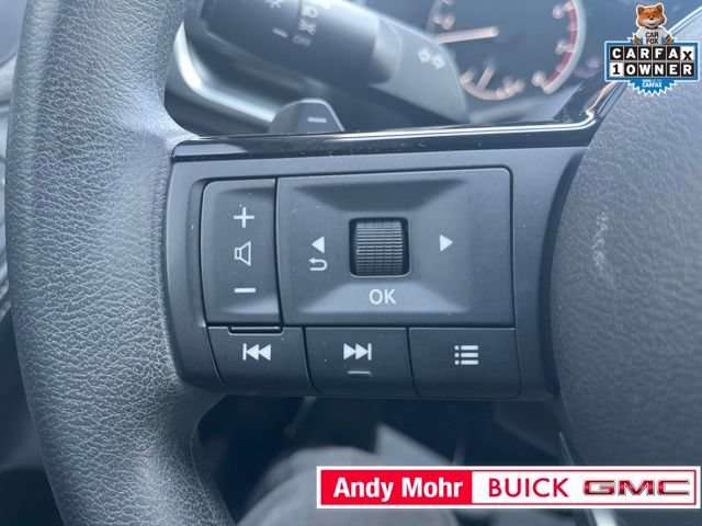 Used 2023 Nissan Rogue SV FWD image 19