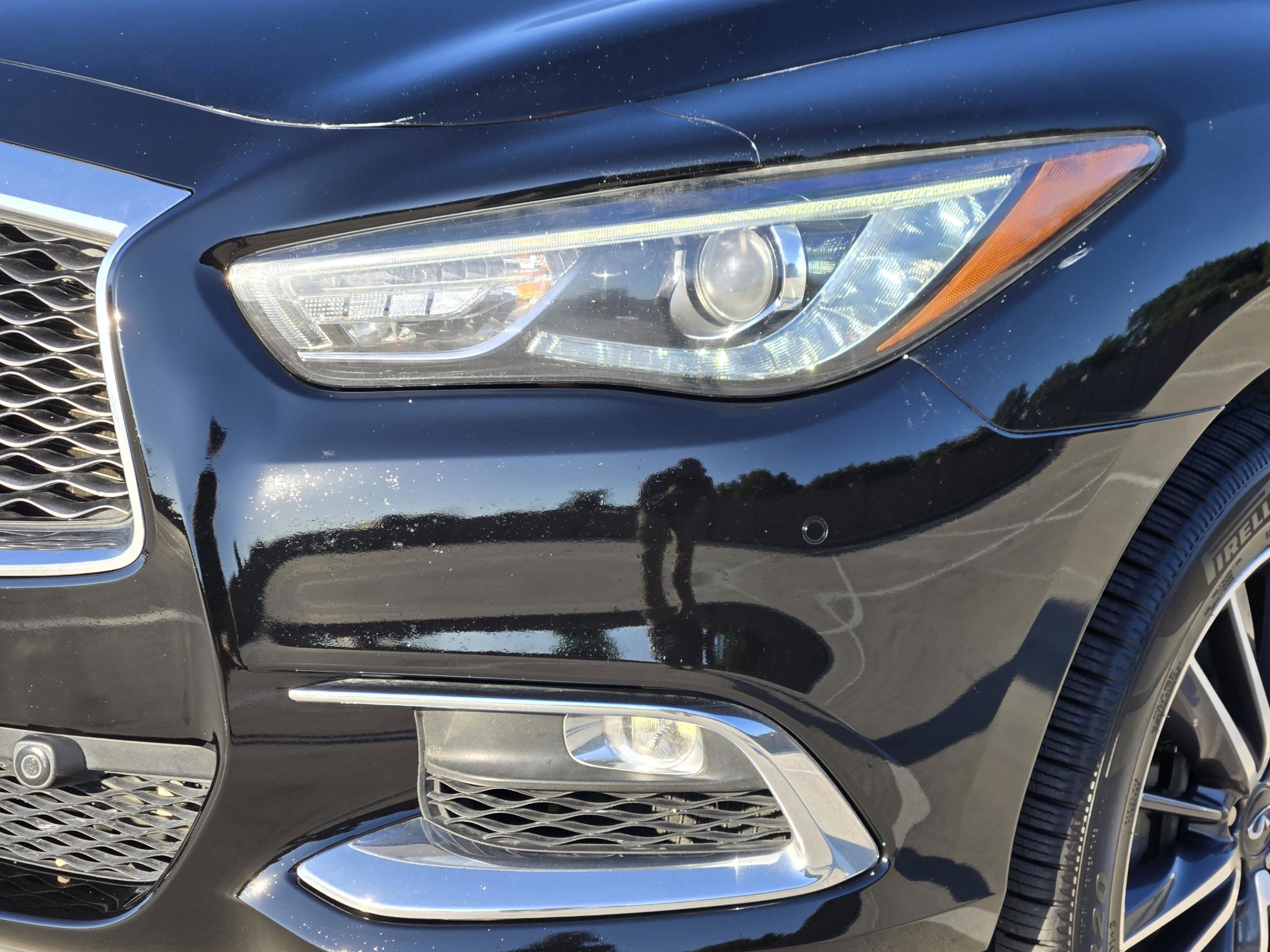 Used 2017 INFINITI QX60 FWD w/ Deluxe Technology Package image 30