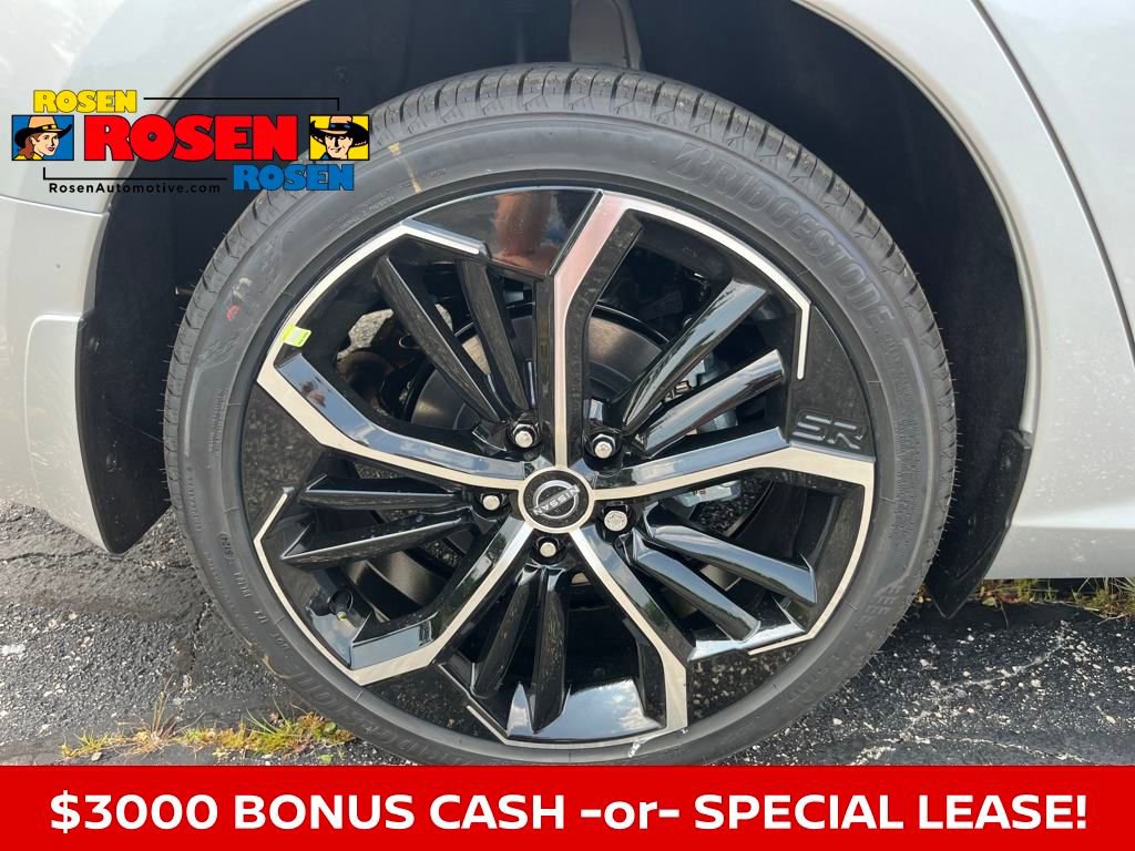 New 2025 Nissan Altima 2.5 SR w/ SR Premium Package image 12