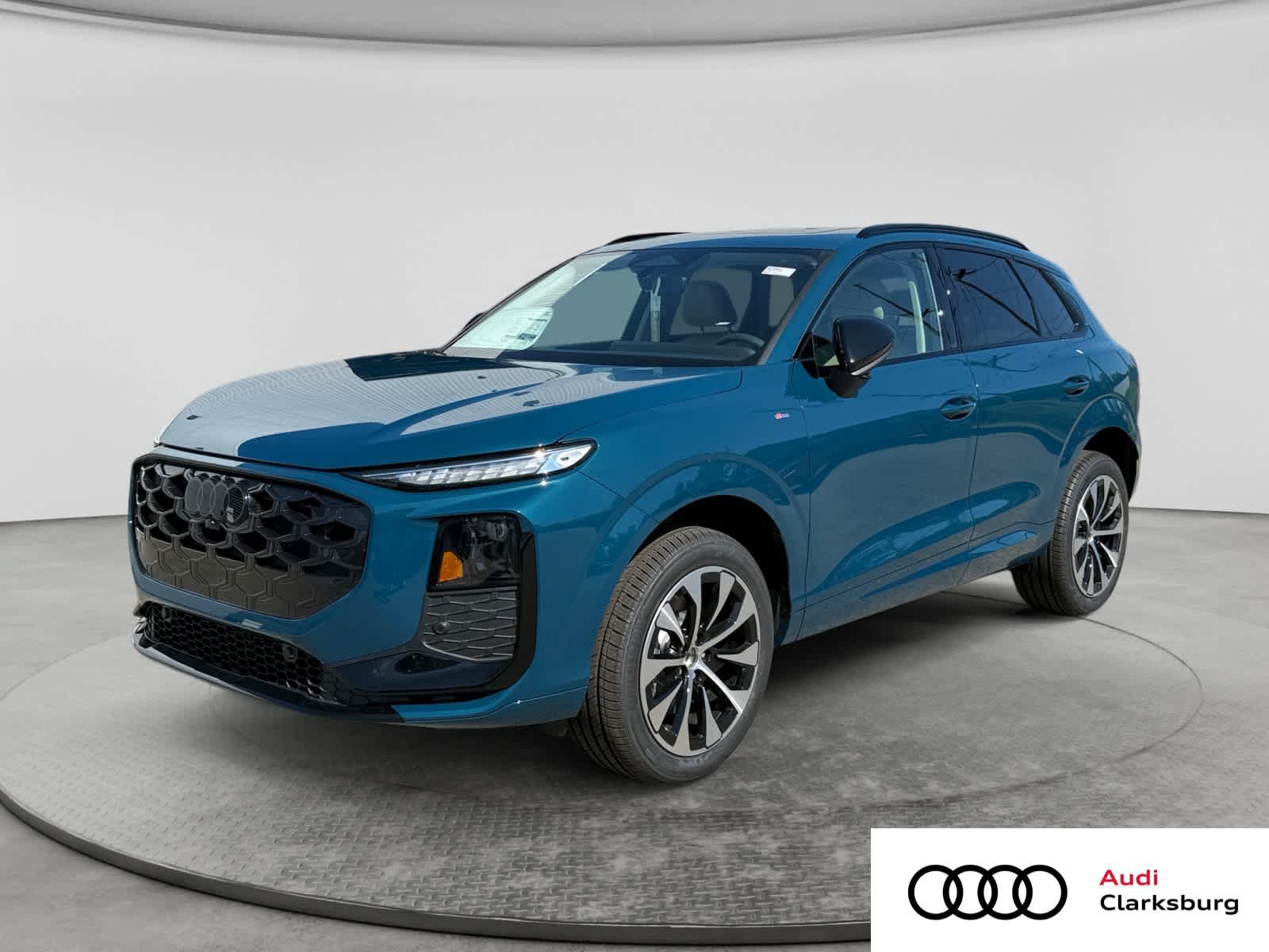 New 2026 Audi Q3 quattro 2.0T AWD/4WD image 1
