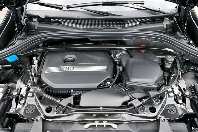 Used 2025 BMW X1 xDrive28i w/ Convenience Package image 9