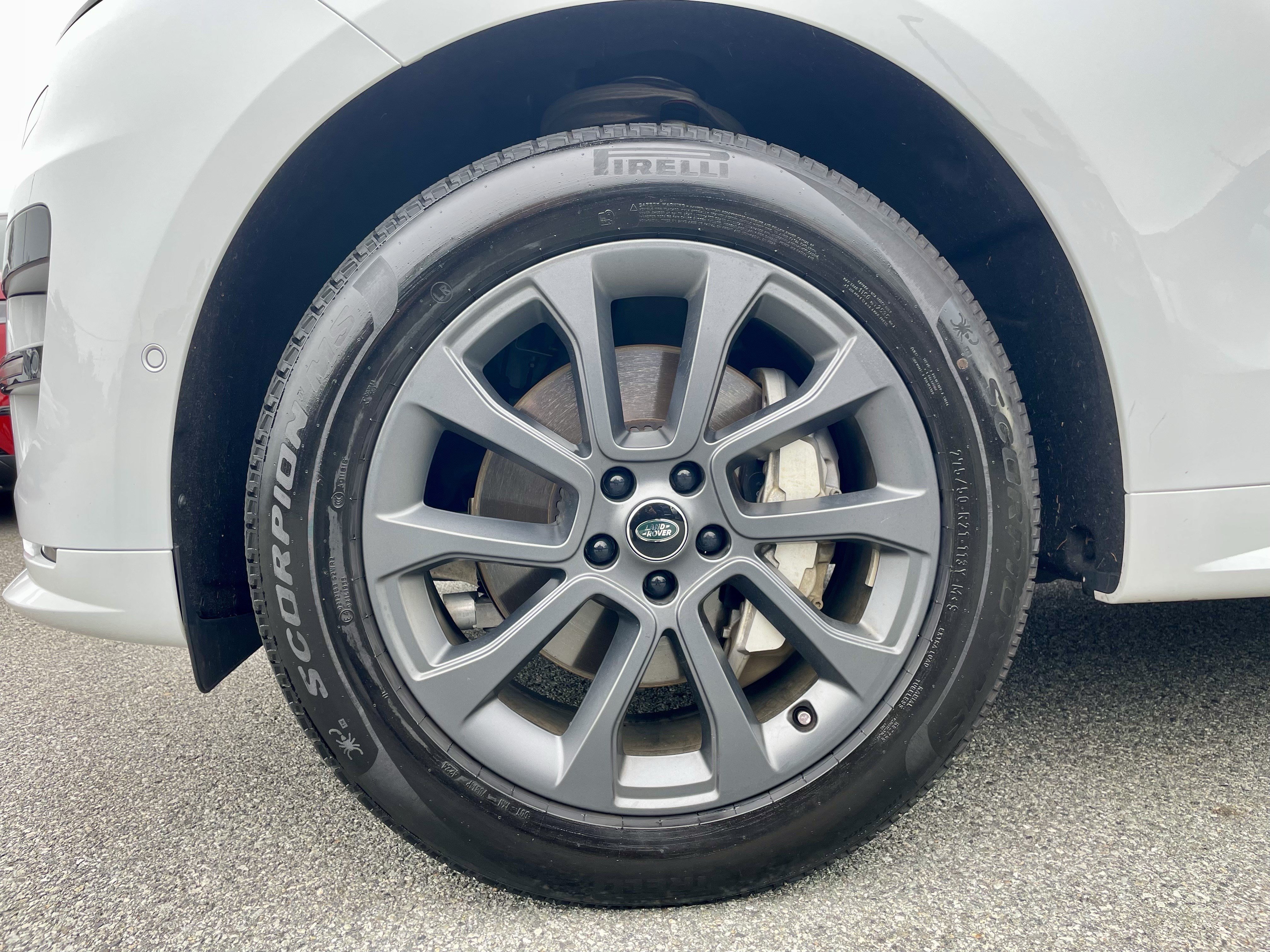 Certified 2025 Land Rover Range Rover Sport Dynamic SE AWD/4WD image 9