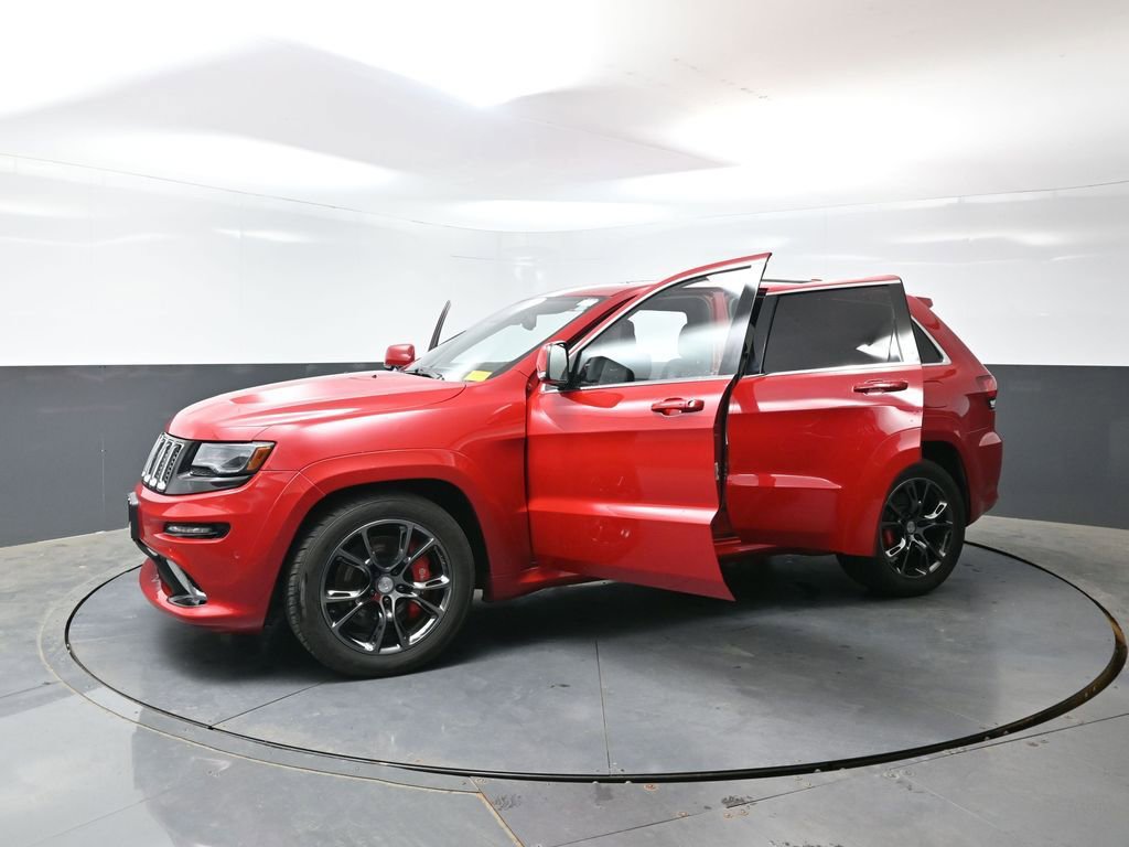 Used 2014 Jeep Grand Cherokee SRT8 w/ Luxury Group II AWD/4WD image 57