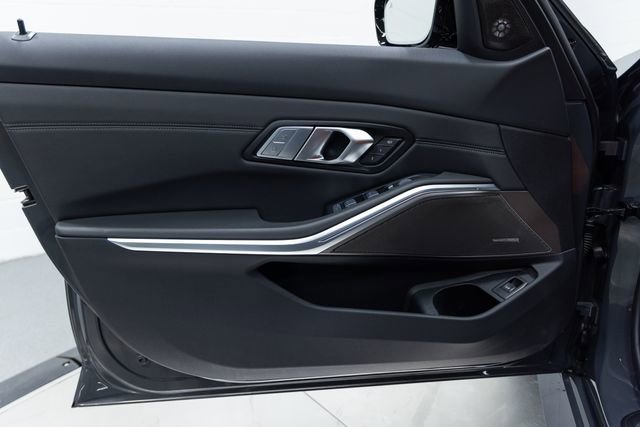 Used 2025 BMW M3 w/ Executive Package image 11