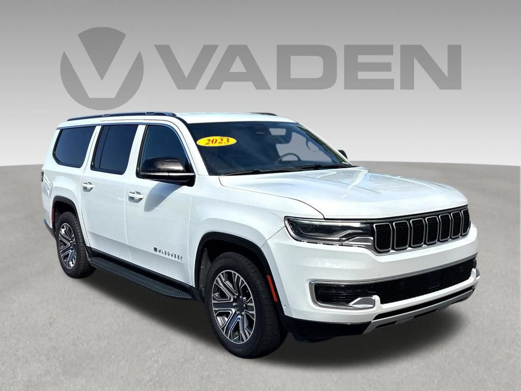 Used 2023 Jeep Wagoneer L Series II AWD/4WD image 1