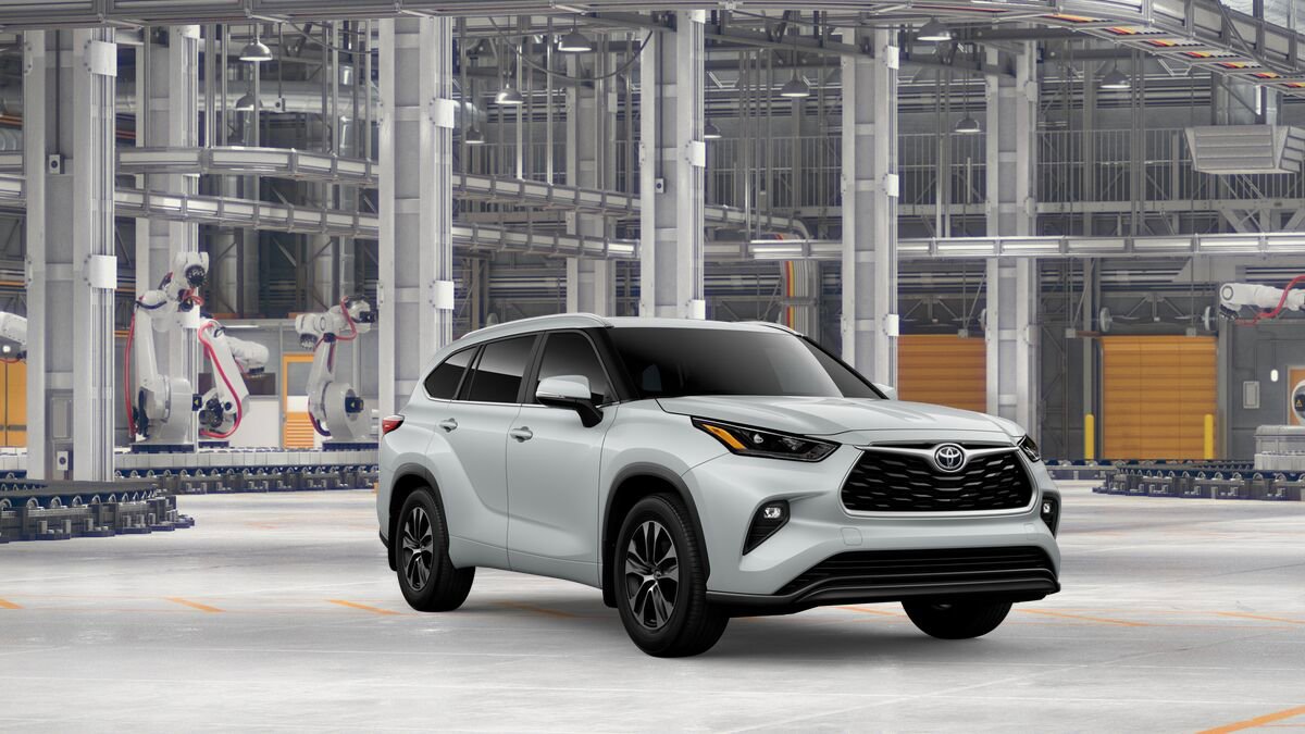 New 2026 Toyota Highlander XLE image 18