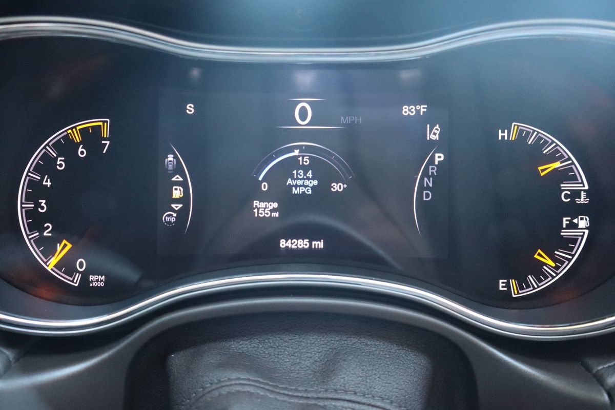 Used 2018 Jeep Grand Cherokee Overland AWD/4WD image 33