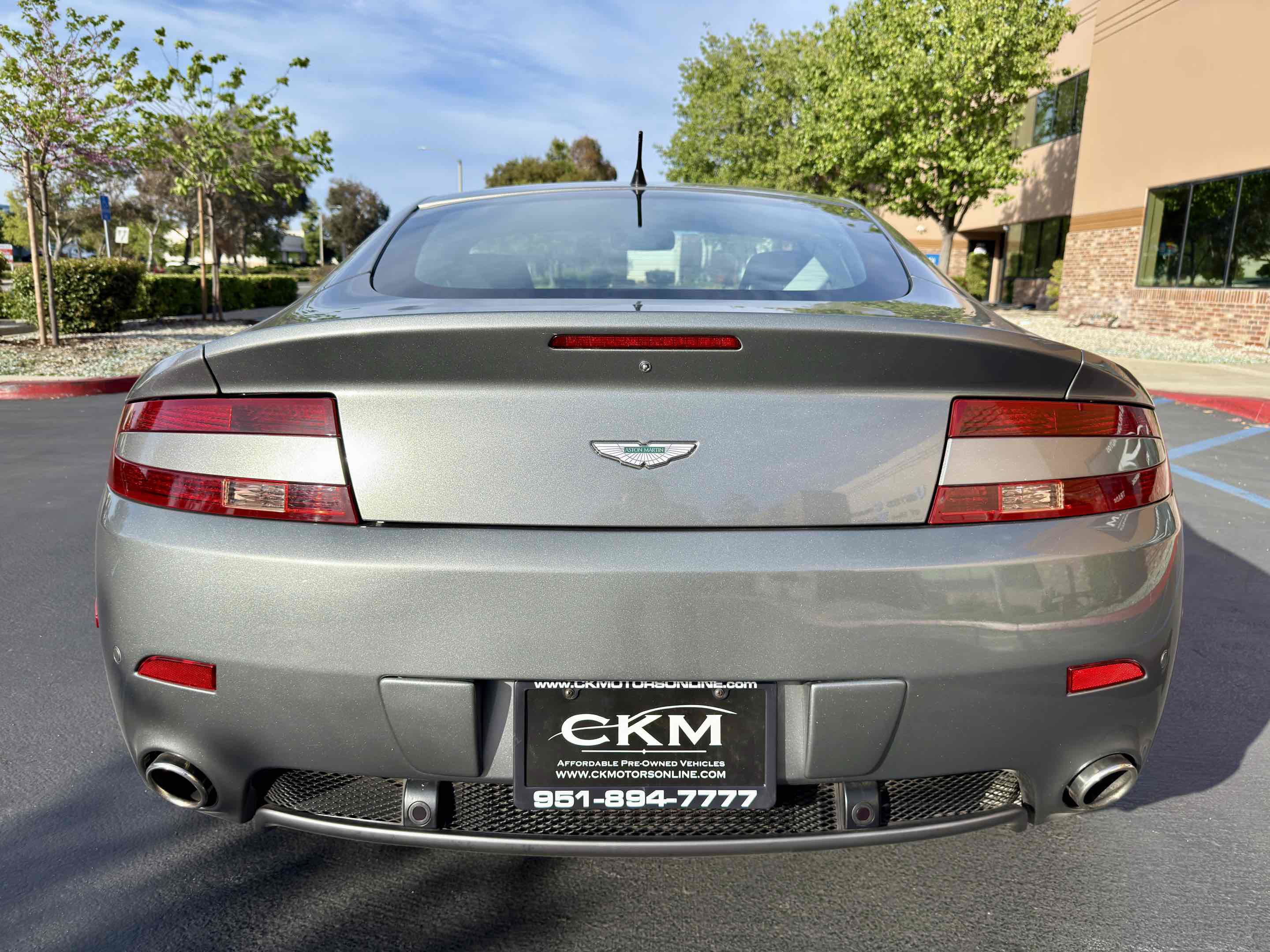 Used 2006 Aston Martin V8 Vantage Coupe RWD image 13