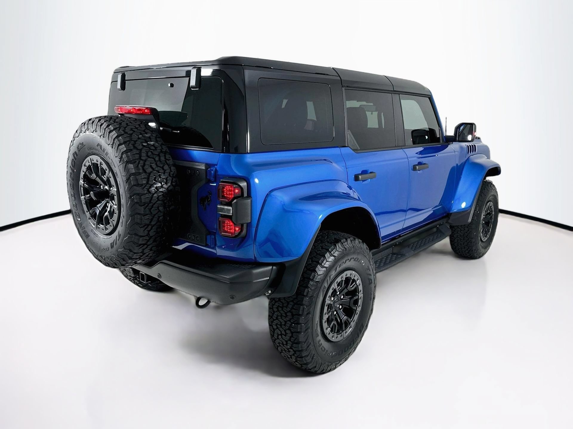 Used 2025 Ford Bronco Raptor w/ Interior Carbon Fiber Pack AWD/4WD image 8
