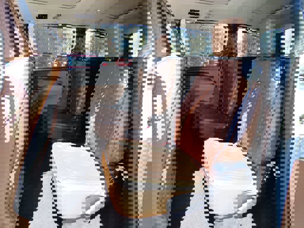 Used 2017 Chrysler Pacifica Limited image 14