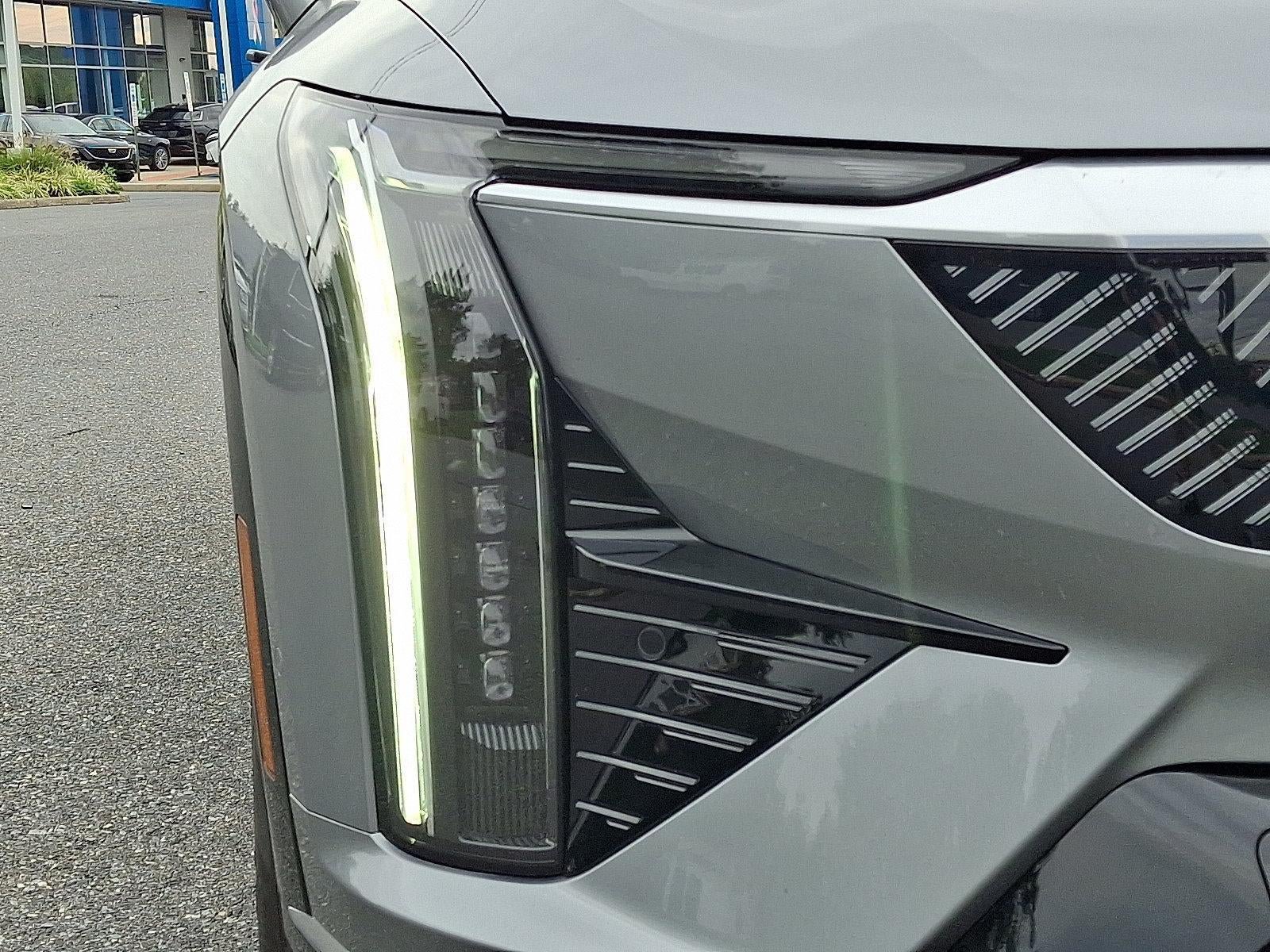 New 2027 Cadillac Optiq Luxury w/ LPO, Floor Liner Package AWD/4WD image 10