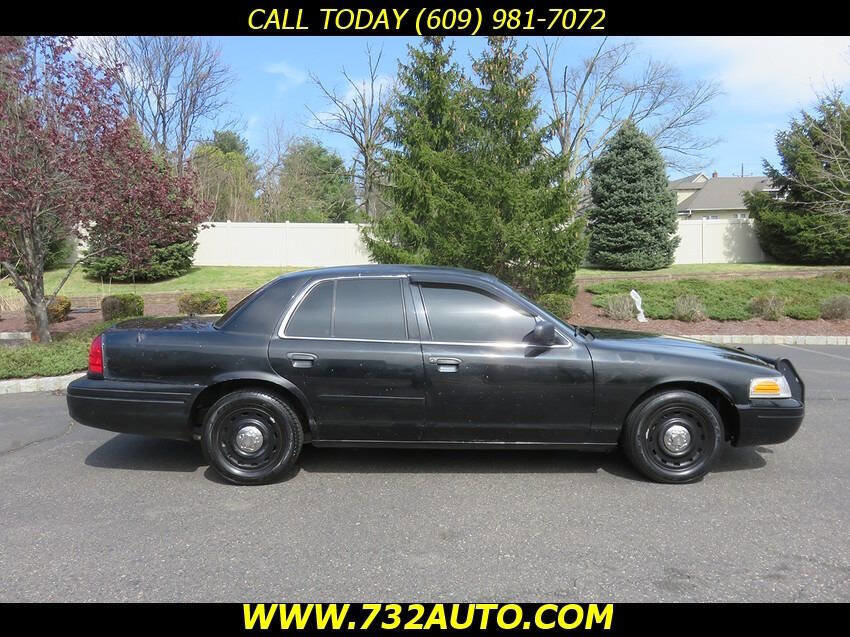 Used 2005 Ford Crown Victoria Police Interceptor RWD image 4