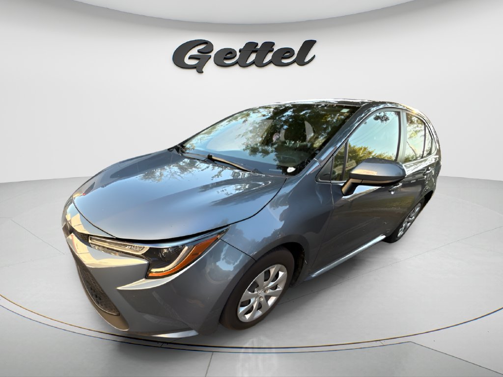 Used 2022 Toyota Corolla LE FWD image 2