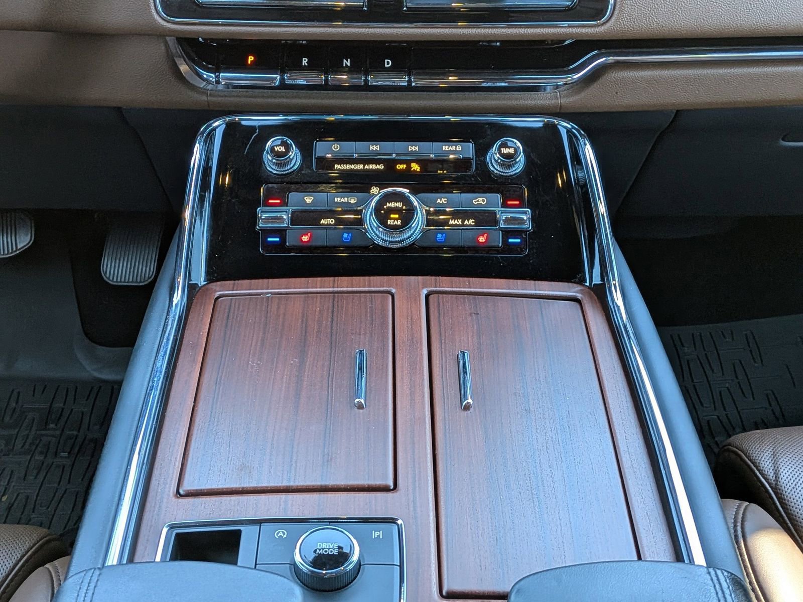 Certified 2022 Lincoln Navigator L Reserve image 21