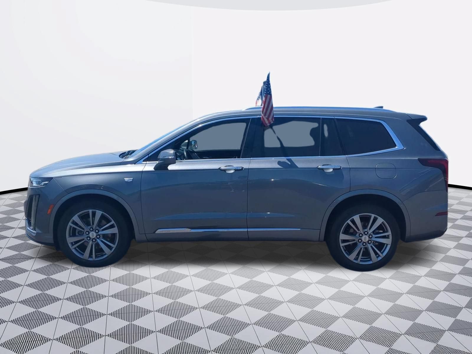 Certified 2020 Cadillac XT6 Premium Luxury AWD/4WD image 4