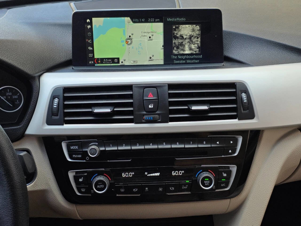 Used 2018 BMW 320i Sedan image 14