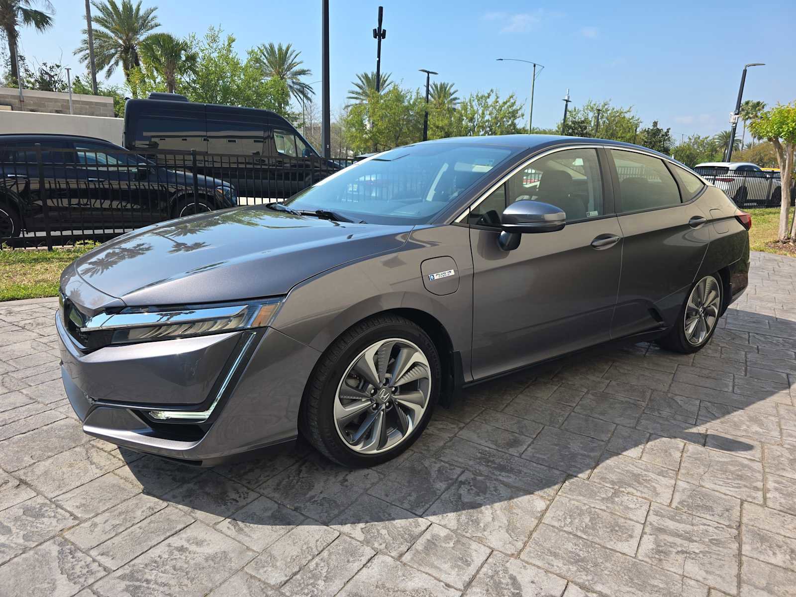 Used 2018 Honda Clarity Touring image 7