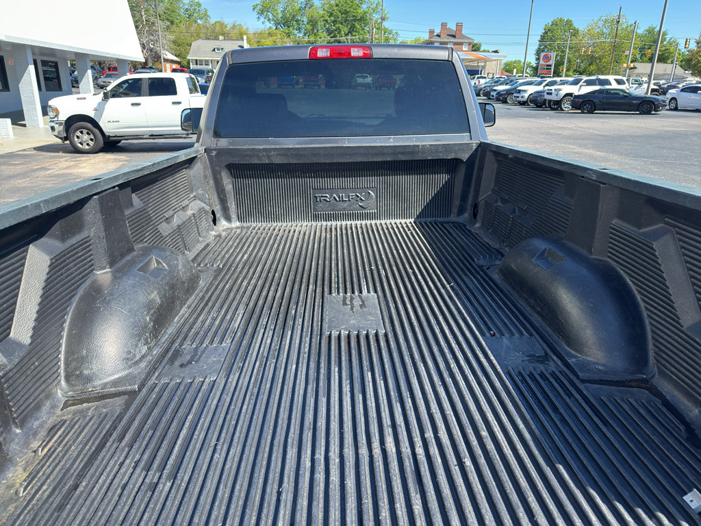 Used 2018 RAM 3500 Tradesman w/ Power & Remote Entry Group RWD image 9