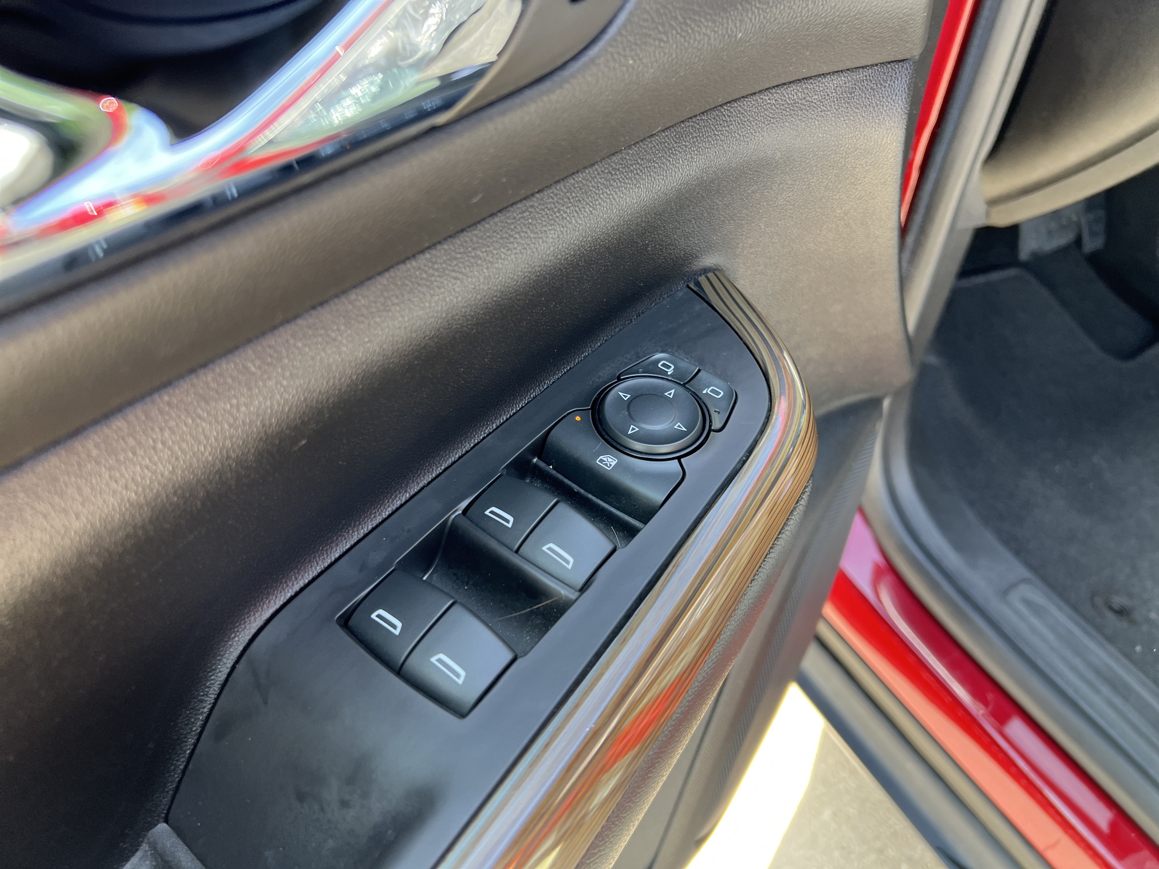 Used 2019 GMC Acadia SLE FWD image 14