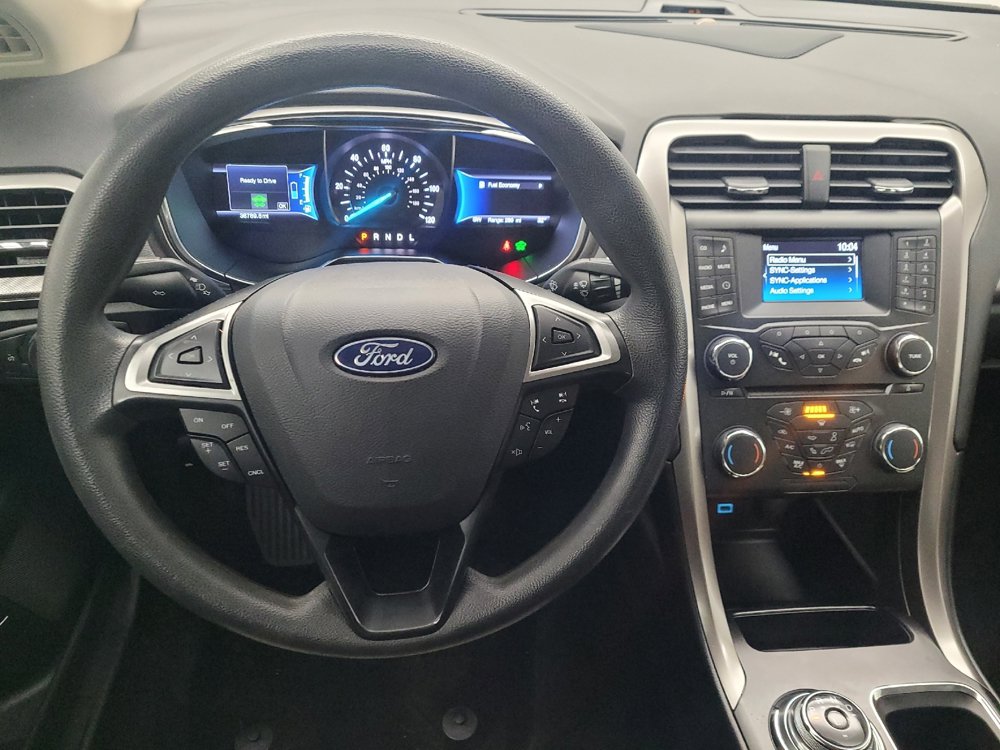 Used 2018 Ford Fusion S FWD image 22