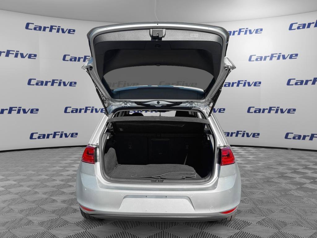 Used 2015 Volkswagen e-Golf SEL Premium image 11