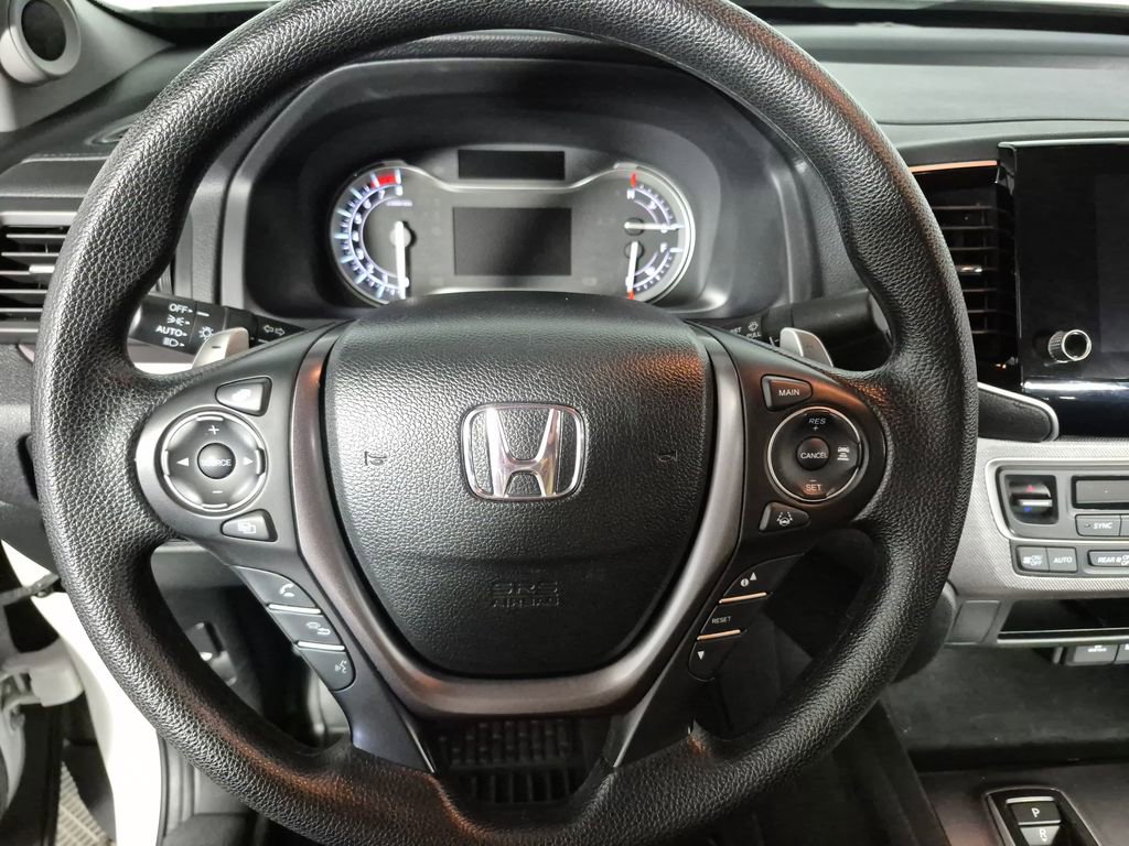Used 2023 Honda Ridgeline Sport image 11